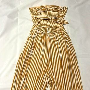 Striped summer romper! Cute back detail! Wide leg pant…